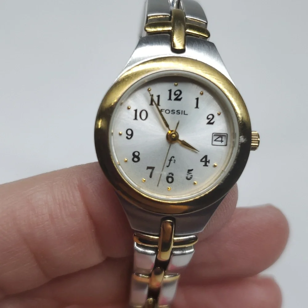Vintage Fossil F² Watch ES9439 Two Tone Gold Silver Stainless Steel Gold